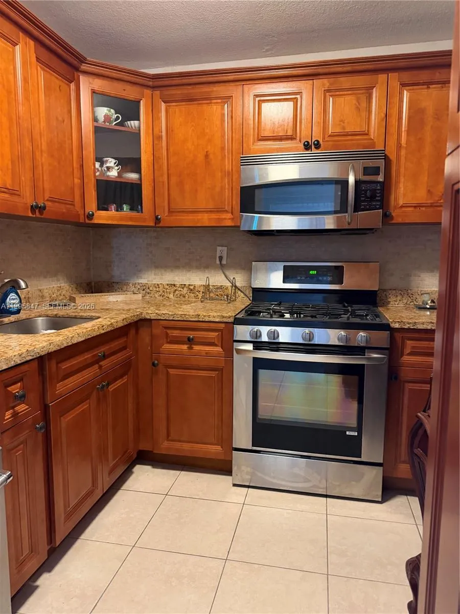 720 Collins Ave # 506, Miami Beach FL 33139