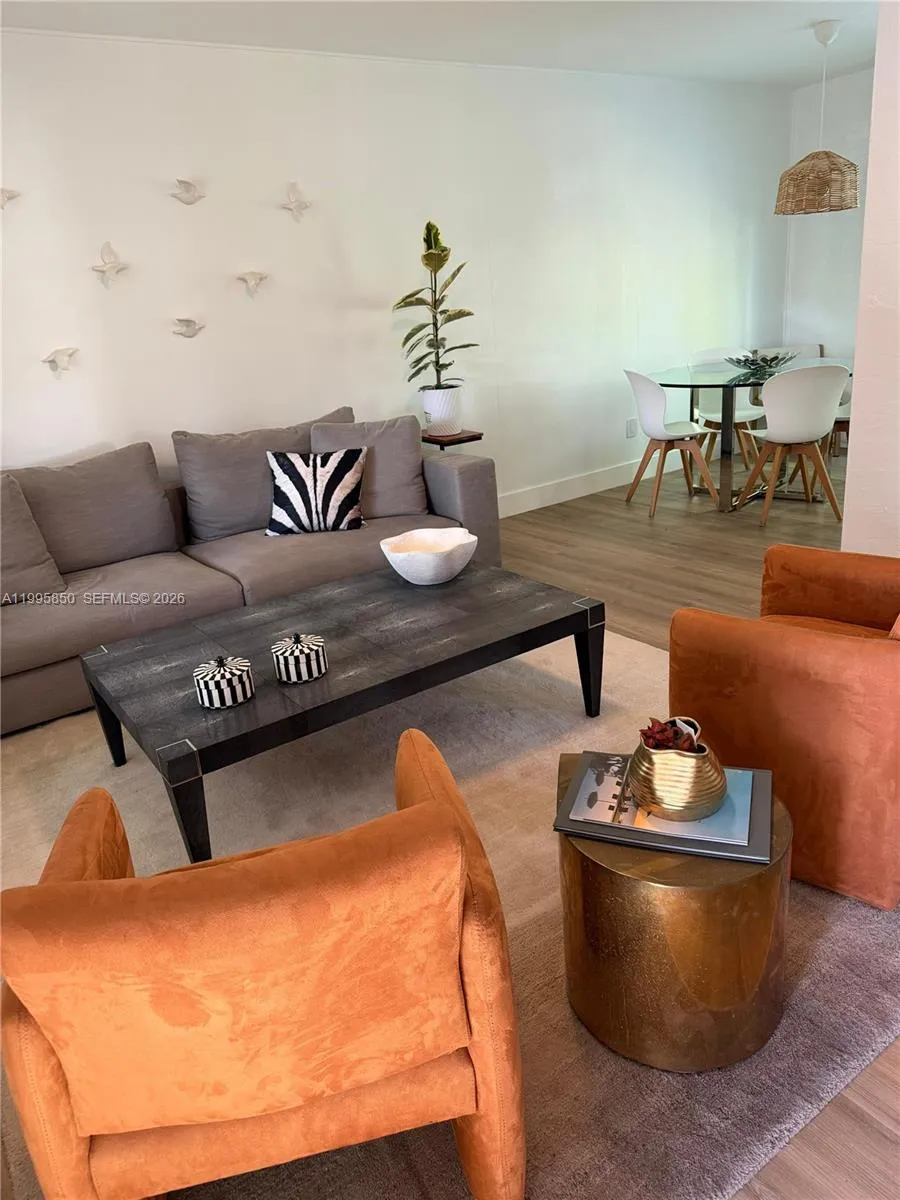 11201 NE 10th Ave # 11201, Biscayne Park FL 33161