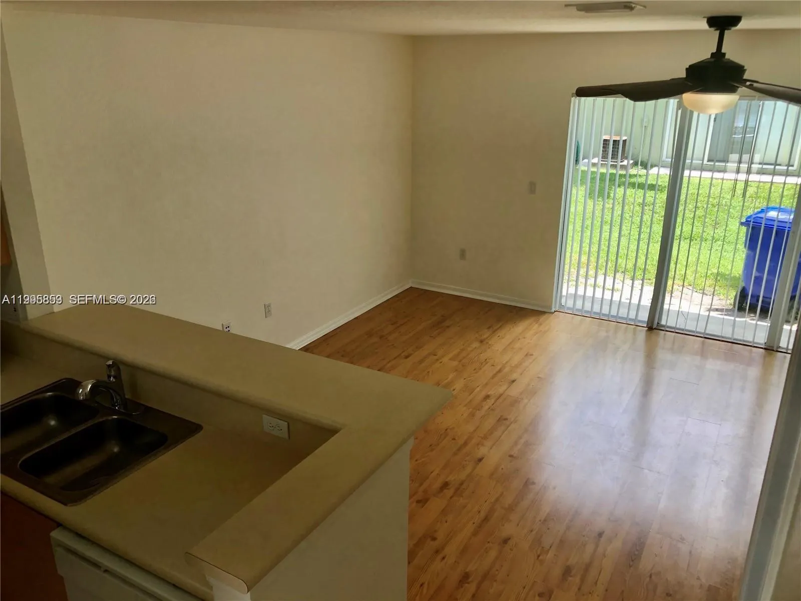 157 Hidden Ct Rd # 48, Hollywood FL 33023