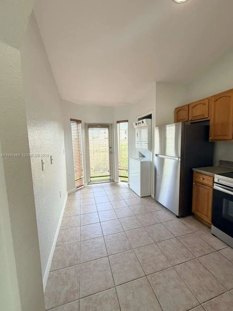 31 NE 13th Ave # 5, Homestead FL 33033