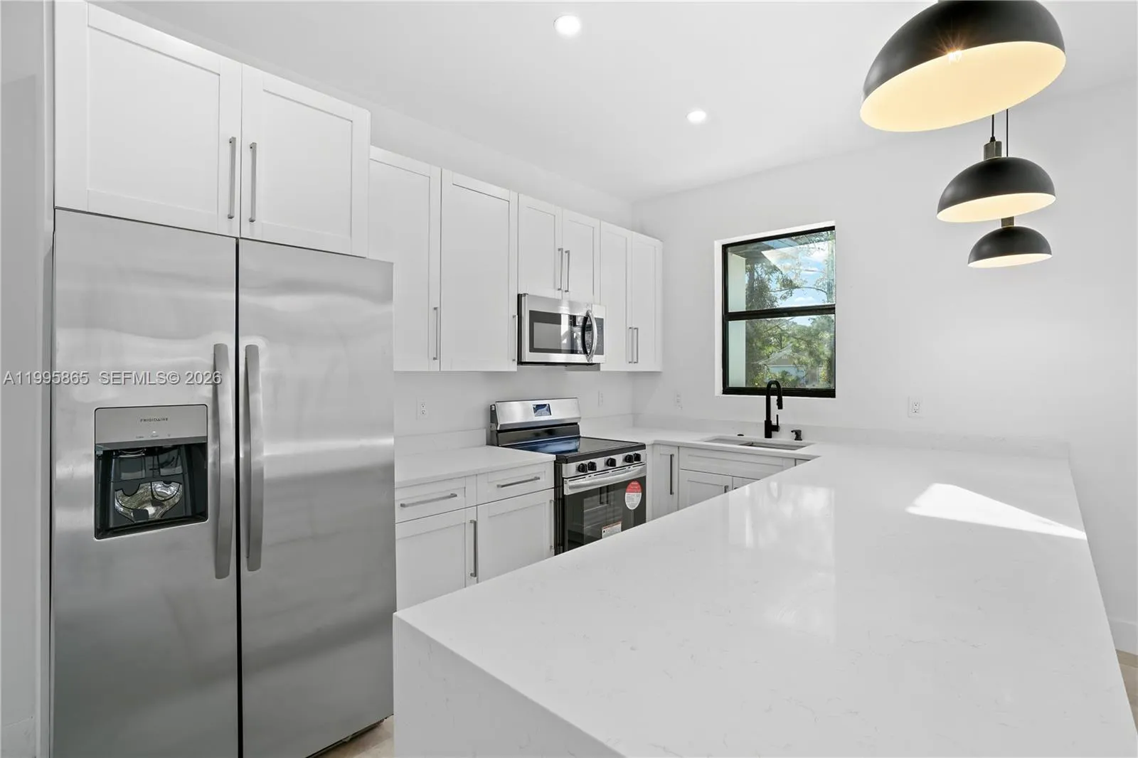 322 LOIRE AVE S, Lehigh Acres FL 33974