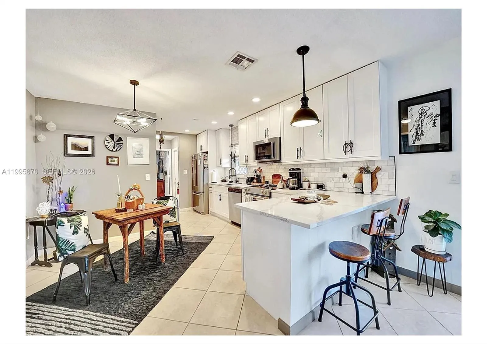 3 bedroom 3 bath for sale at 381 NE 42nd St, Oakland Park FL 33334