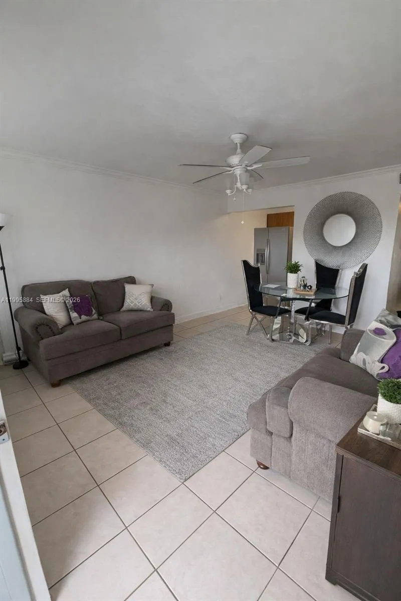 11005 SW 1st St # 202, Sweetwater FL 33174