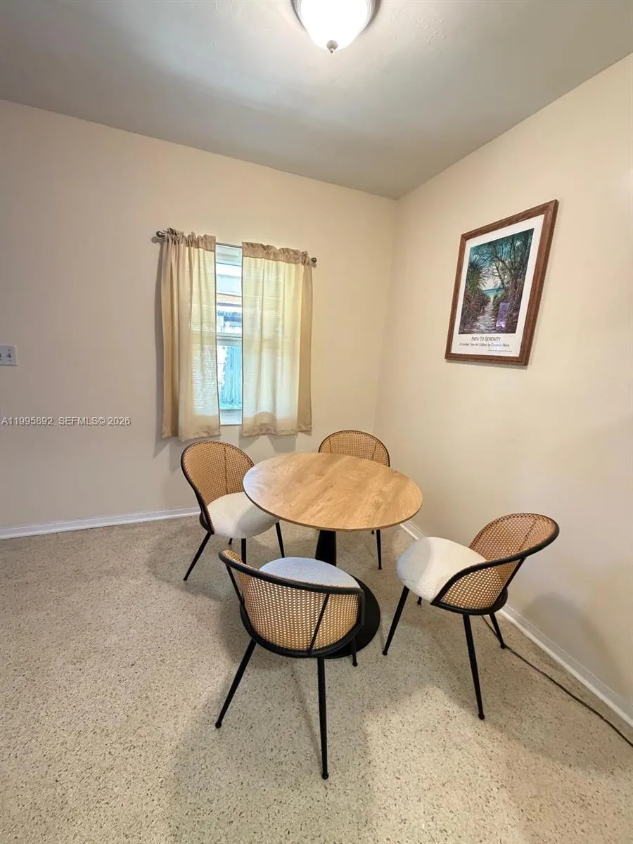 1111 N Victoria Park Rd # 3, Fort Lauderdale FL 33304