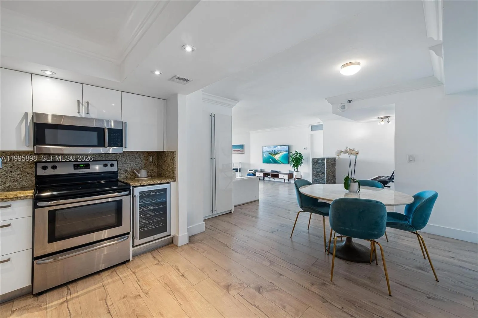 2000 Towerside Ter, Miami FL 33138