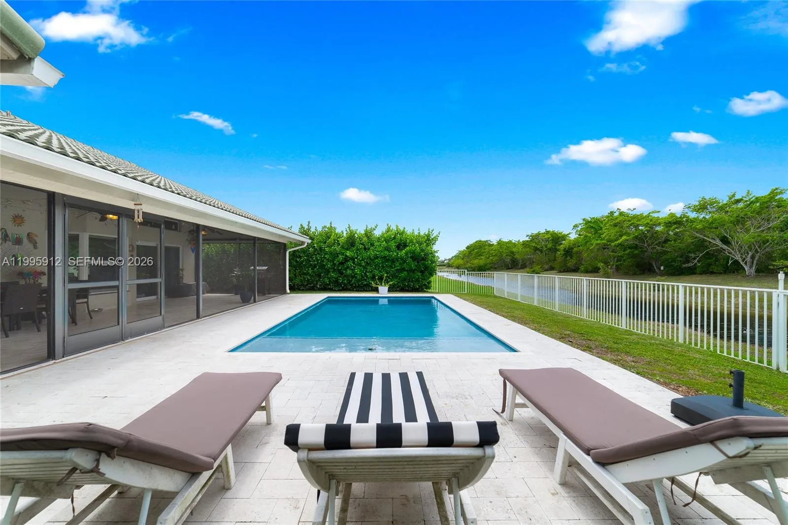 11690 Island Lakes Ln, Boca Raton FL 33498