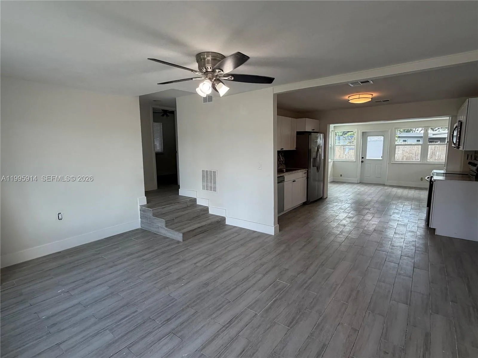 6604 Raleigh St, Hollywood FL 33024