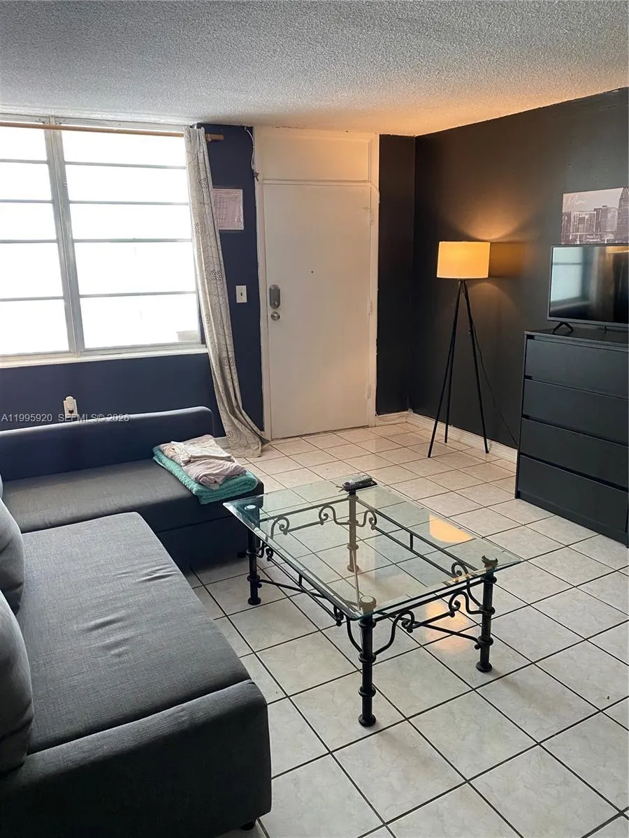 1732 Meridian Ave # 504, Miami Beach FL 33139