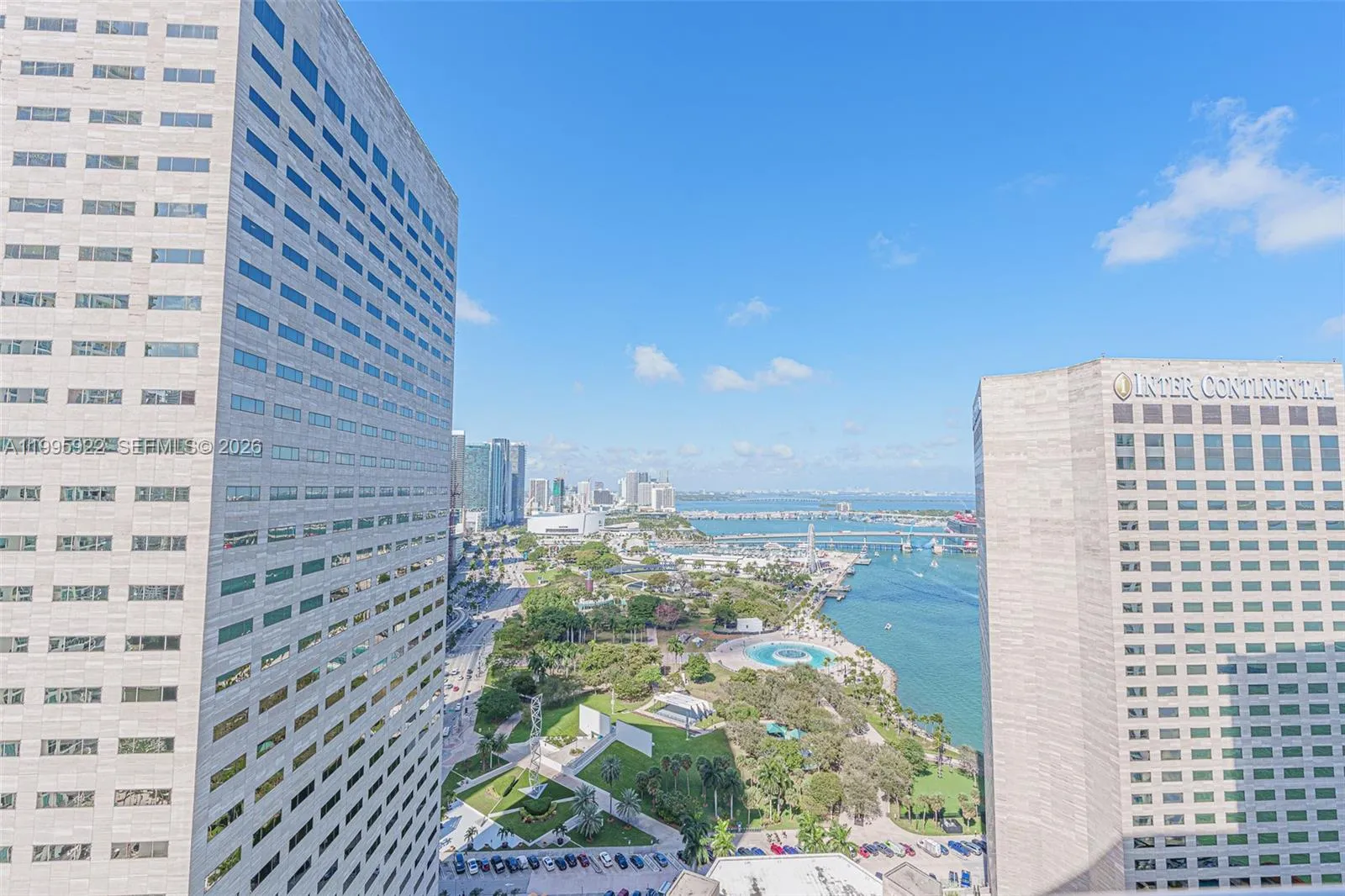 325 S Biscayne Blvd # 3320, Miami FL 33131