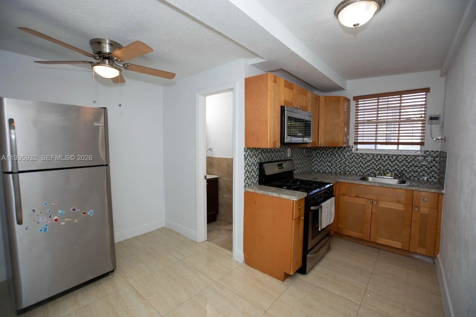 2250 NW 103rd St # C, Miami FL 33147