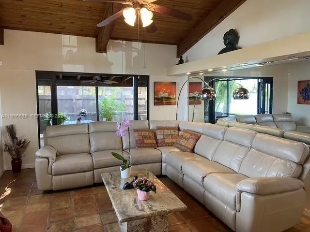 10361 Juniper Ct # 10361, Pembroke Pines FL 33026