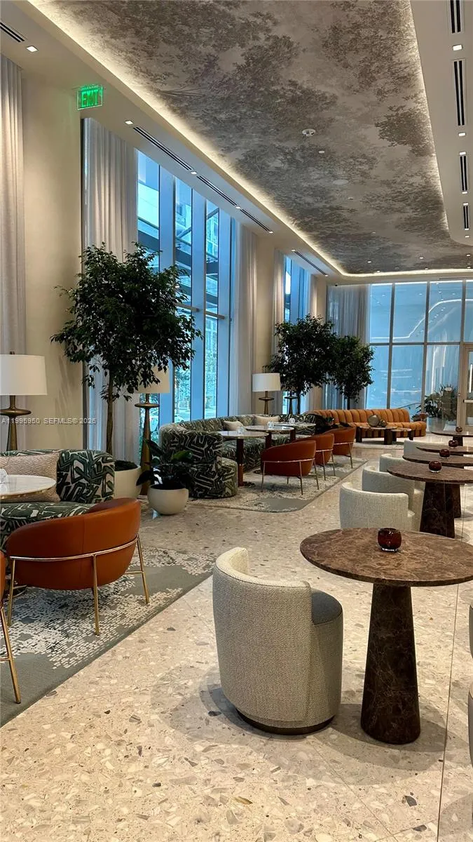 77 SE 5th Street # 2908, Miami FL 33131