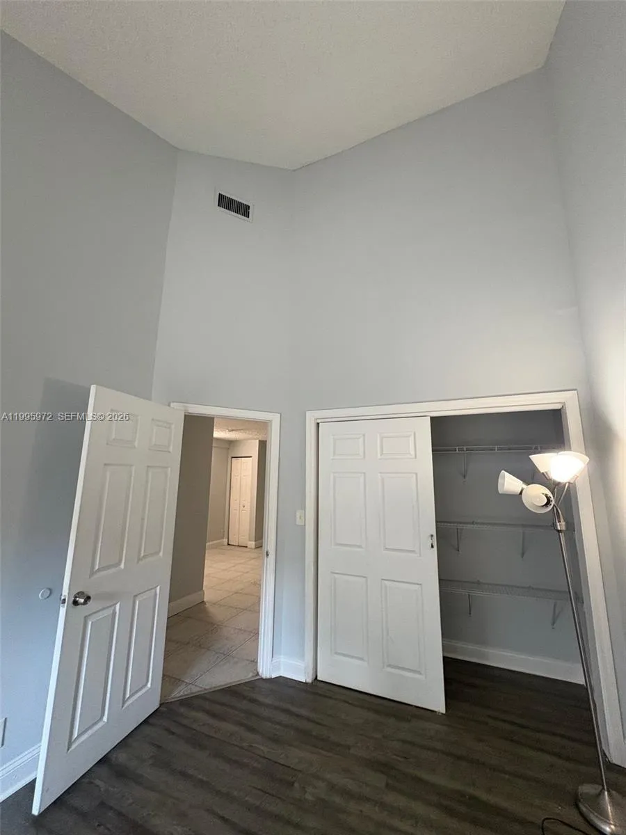 2309 NW 55th Ave, Lauderhill FL 33313