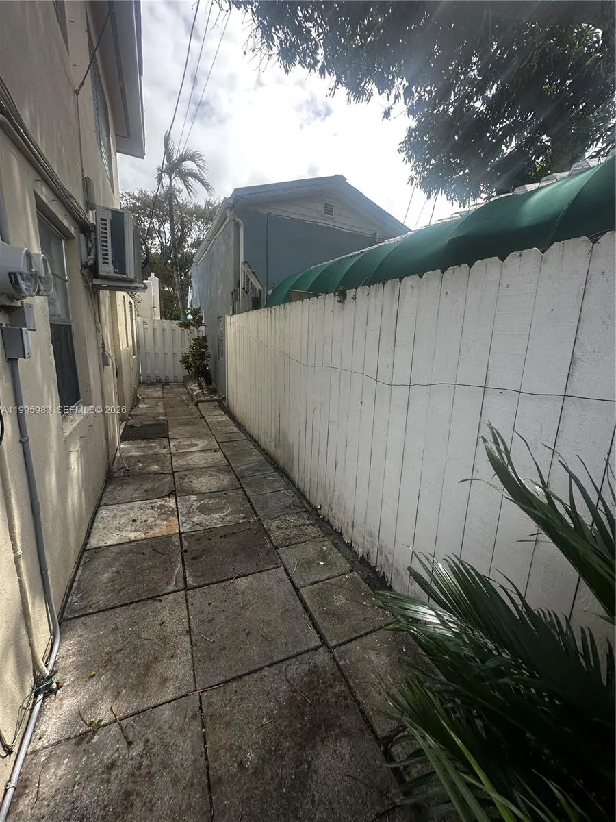 2420 SW 34 ave # A, Miami FL 33145