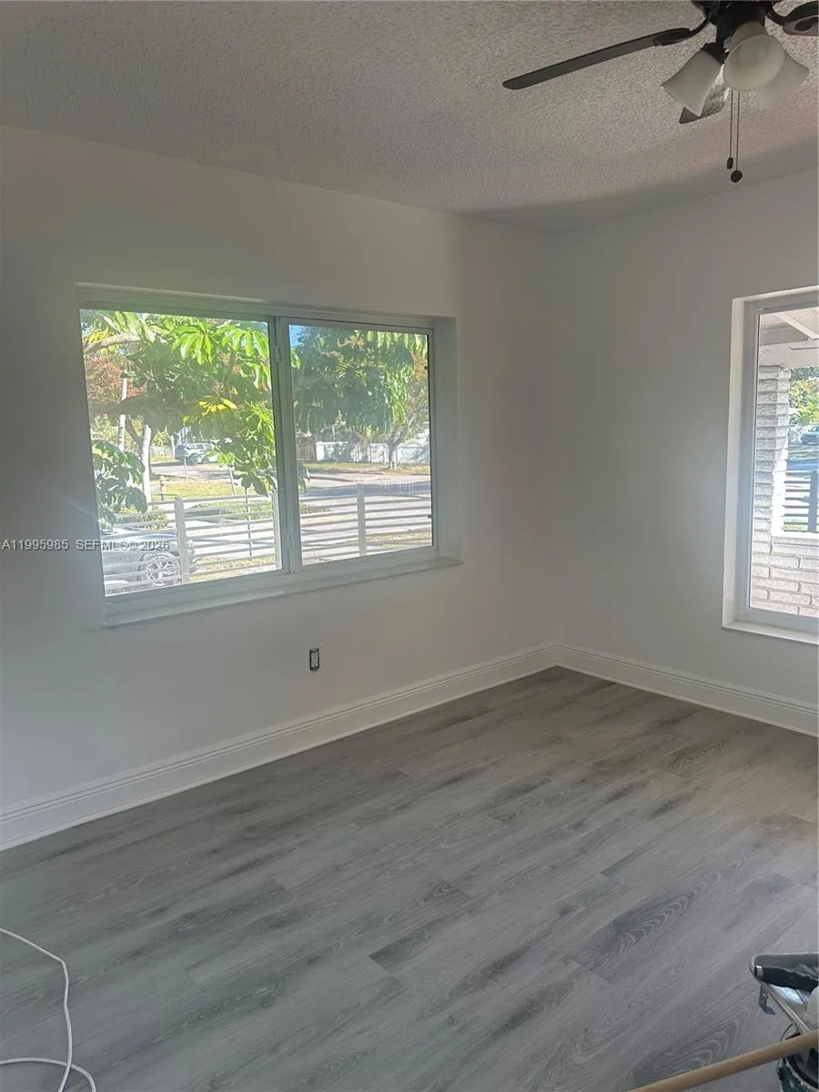 12690 NW 10th Ave, North Miami FL 33168