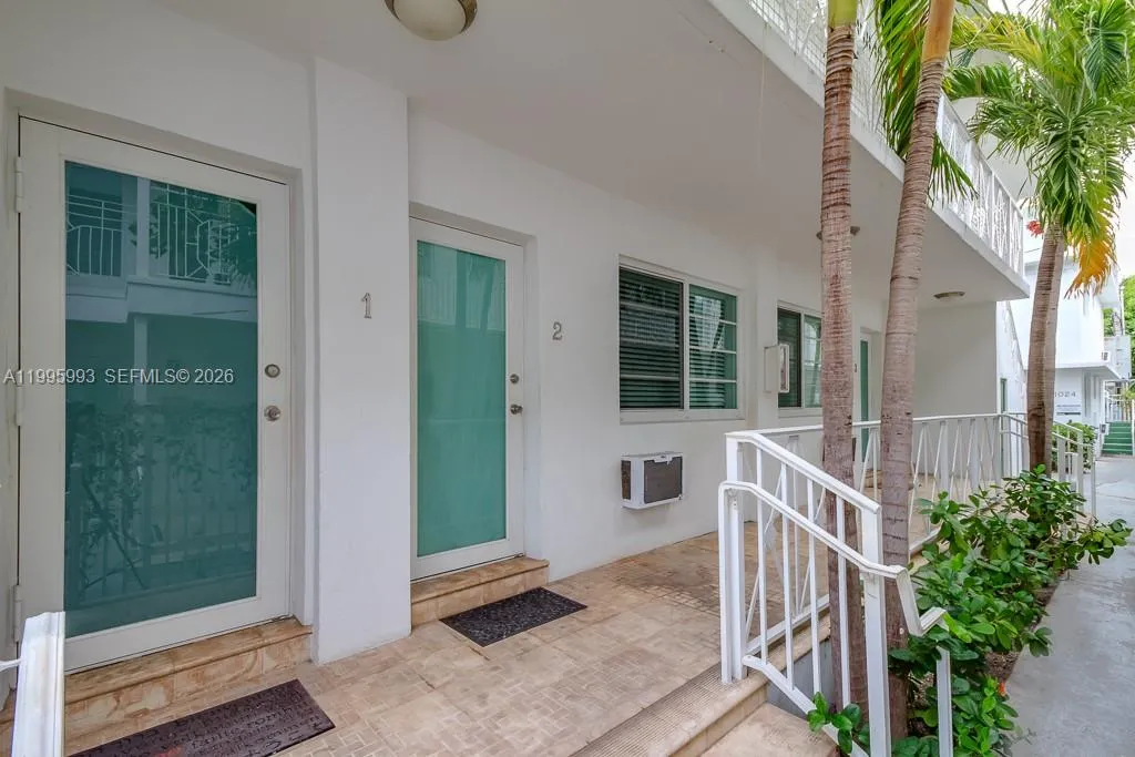 1024 Pennsylvania Ave # 4, Miami Beach FL 33139