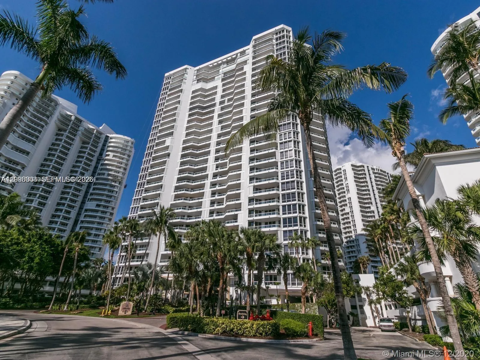 21150 Point Pl # 701, Aventura FL 33180