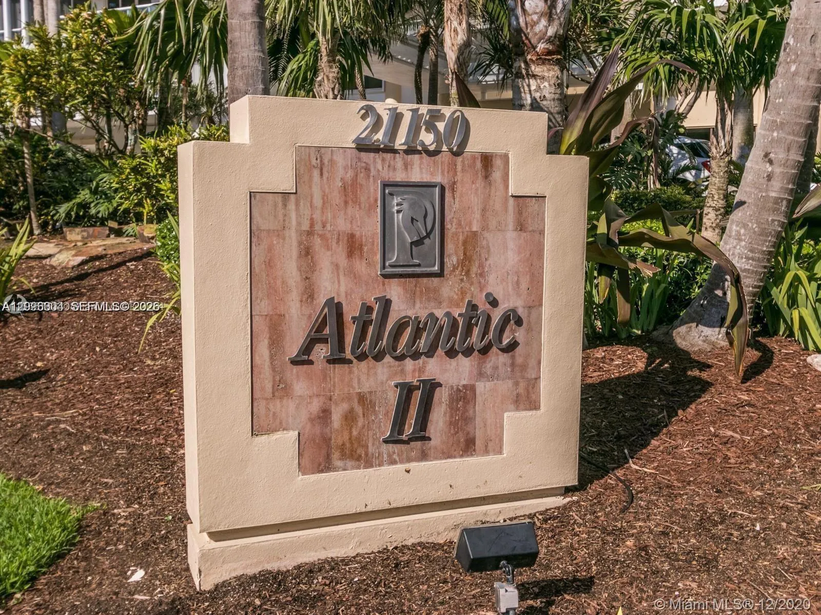 21150 Point Pl # 701, Aventura FL 33180
