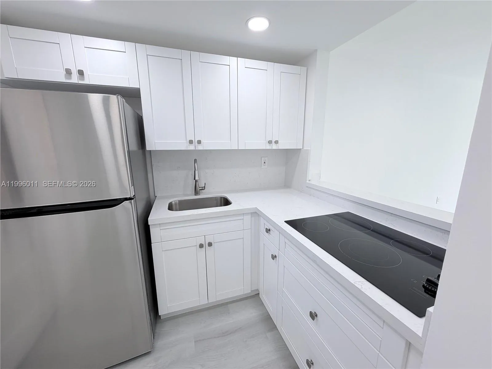 2980 Point East Dr # D112, Aventura FL 33160