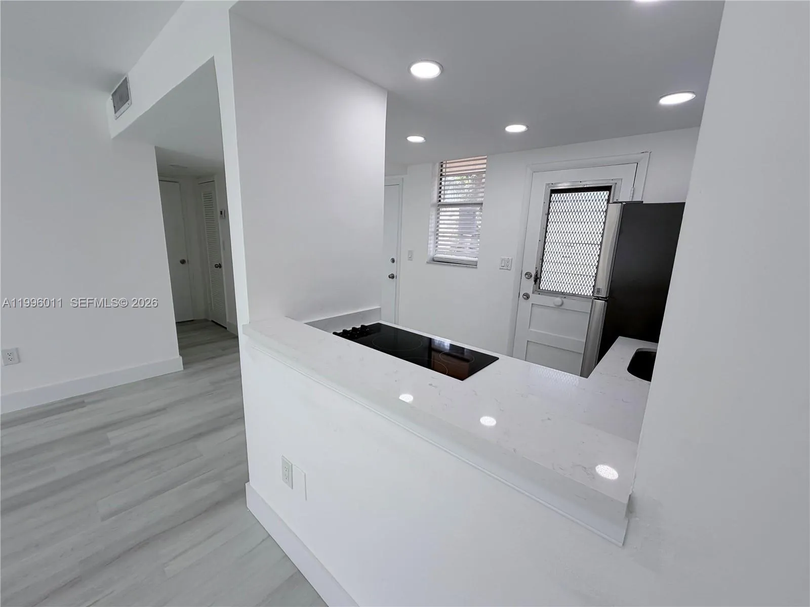 2980 Point East Dr # D112, Aventura FL 33160