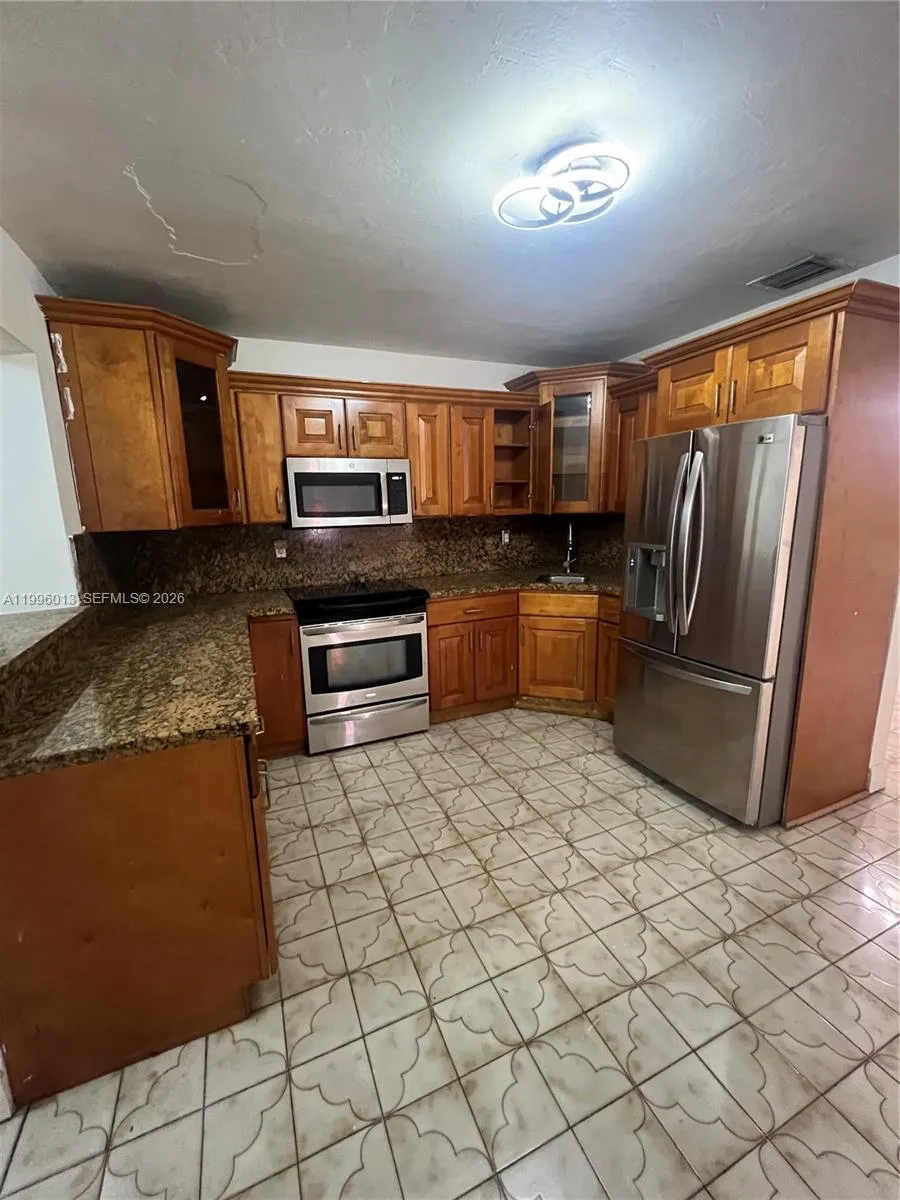 341 Aladdin St, Opa-Locka FL 33054