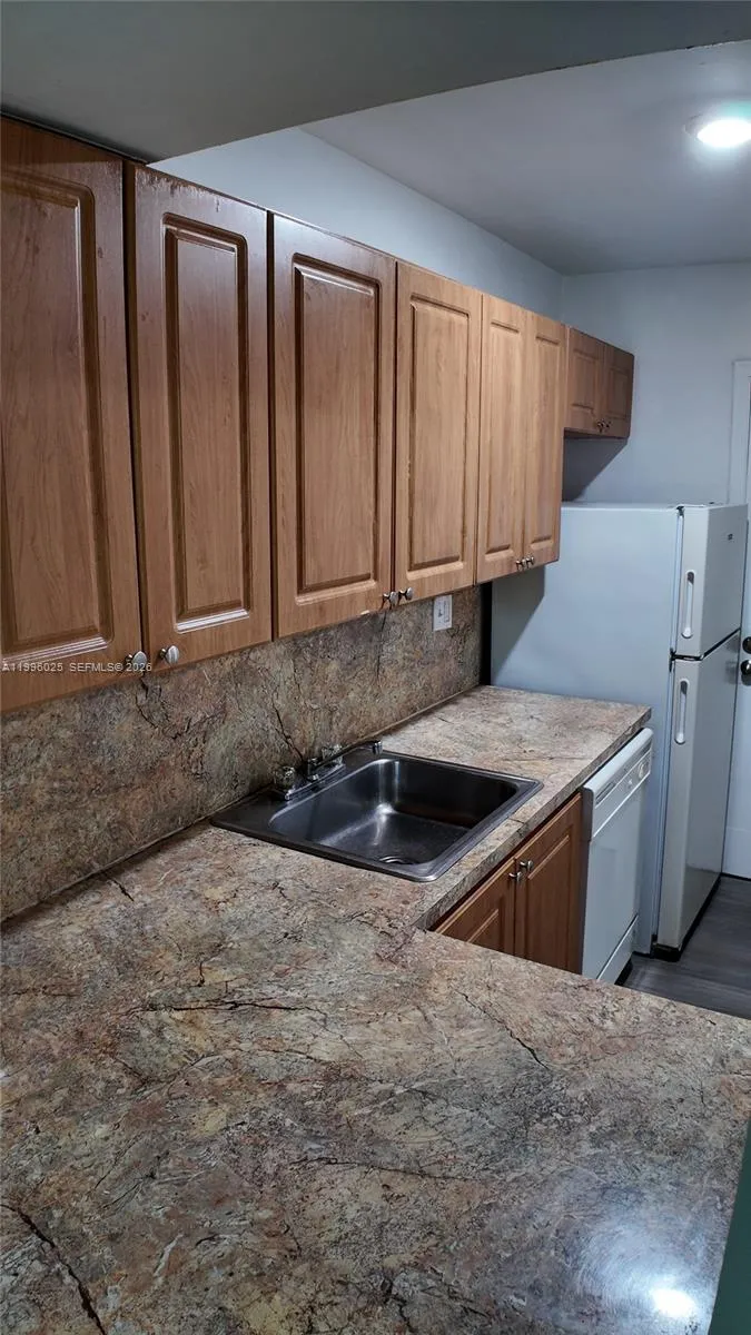 11110 SW 196th St # 407, Cutler Bay FL 33157