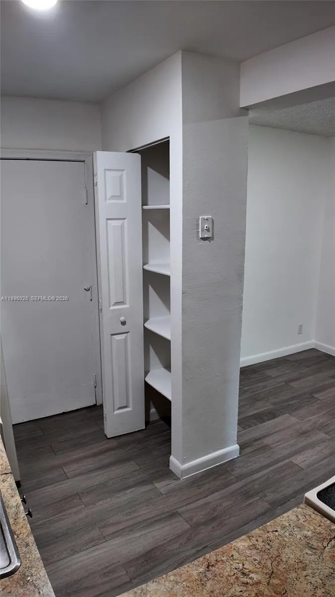 11110 SW 196th St # 407, Cutler Bay FL 33157