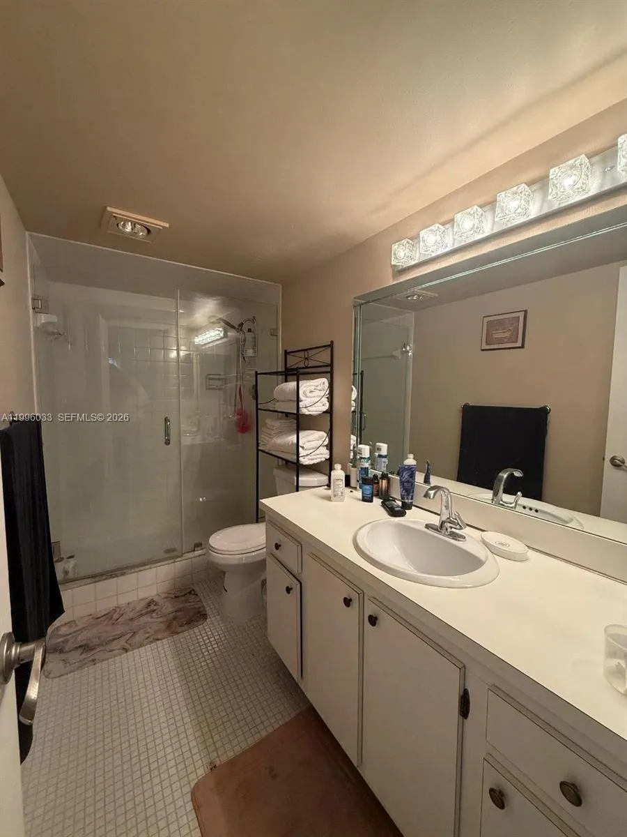 5550 NW 44th St 5550 NW 44th St # 418B, Lauderhill FL 33319