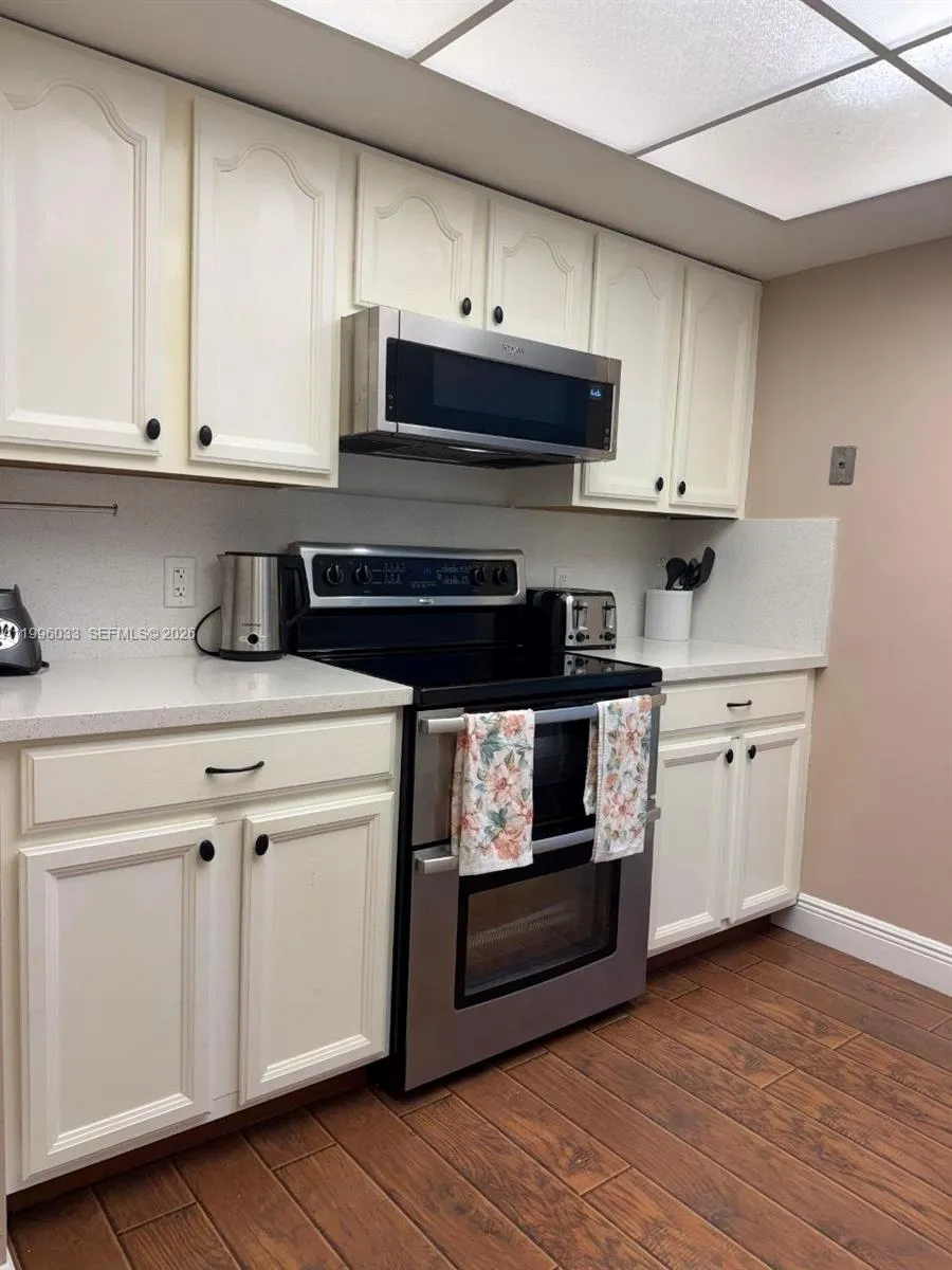 5550 NW 44th St 5550 NW 44th St # 418B, Lauderhill FL 33319