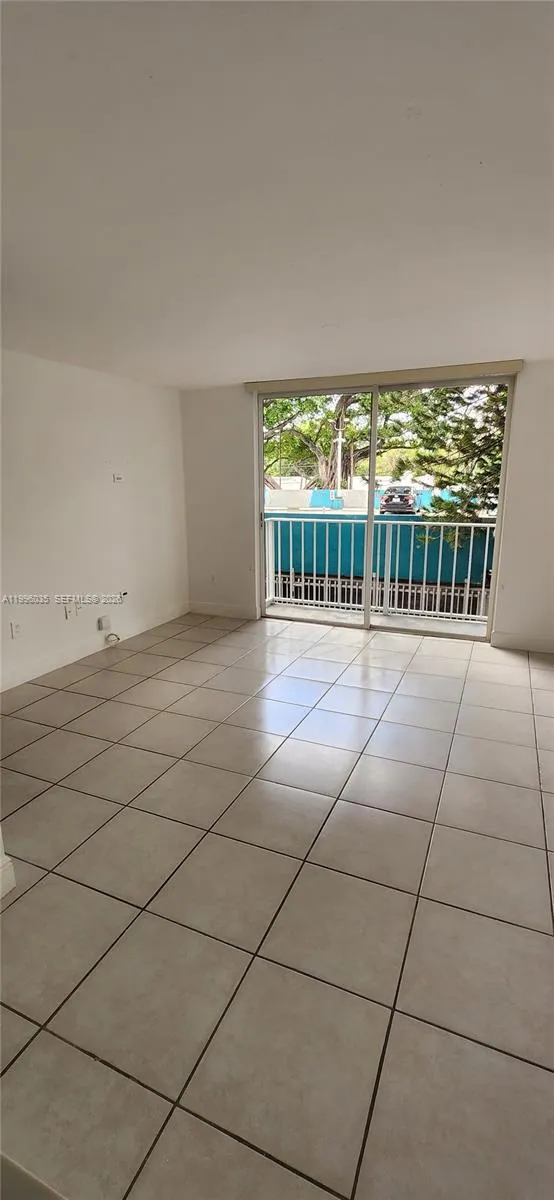 1720 NW N River Dr # 203, Miami FL 33125