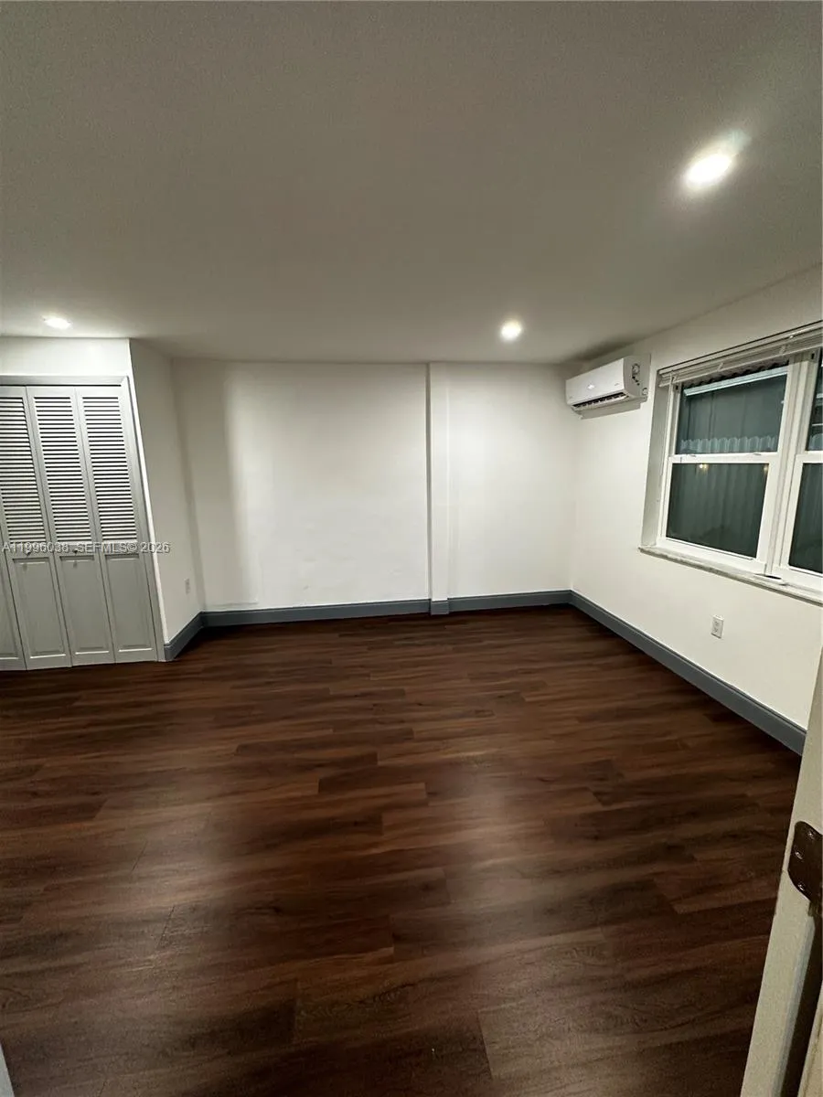 571 SW 71st Pl # 1, Miami FL 33144