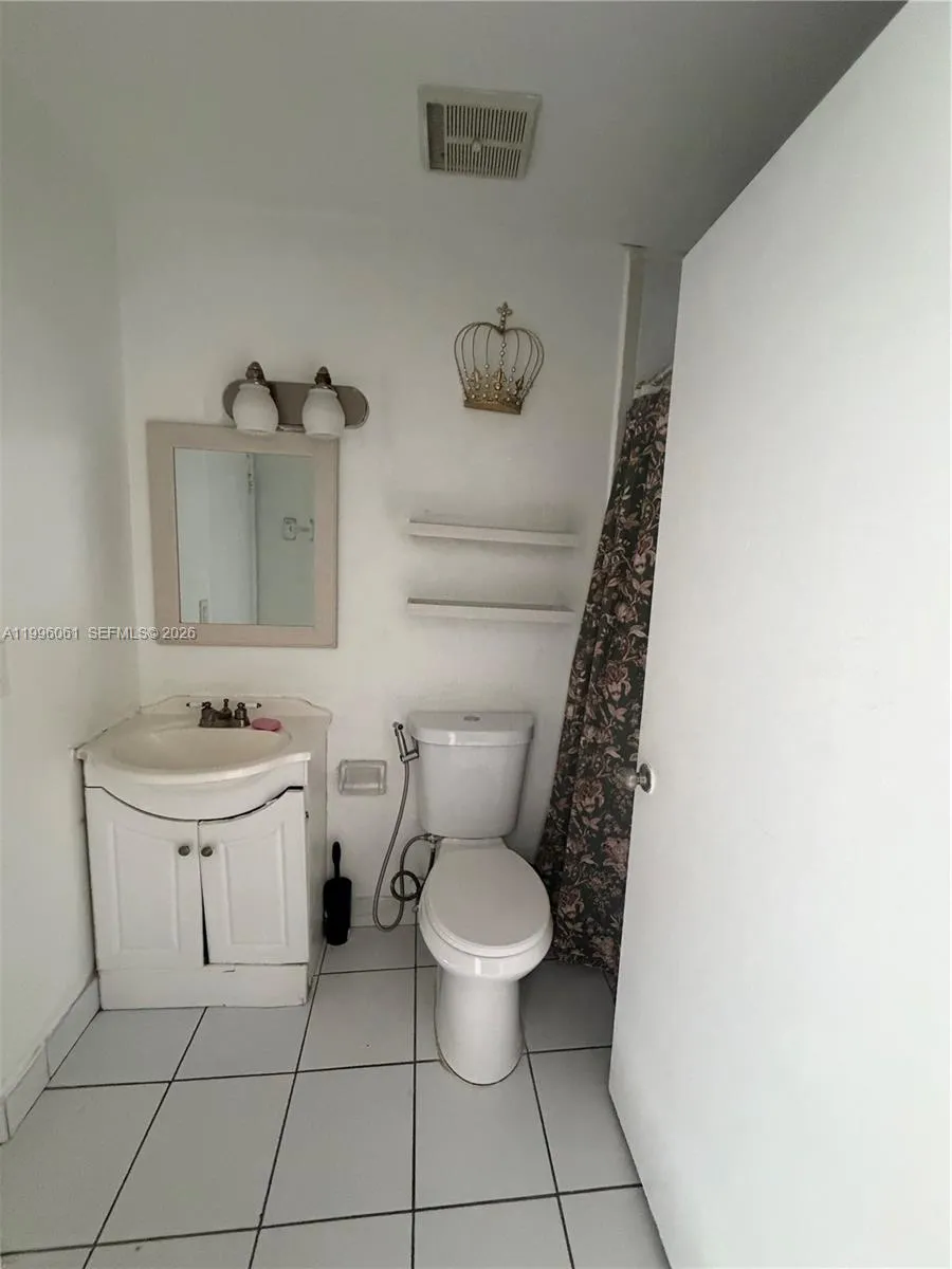 2170 W 60th St # 16205, Hialeah FL 33016