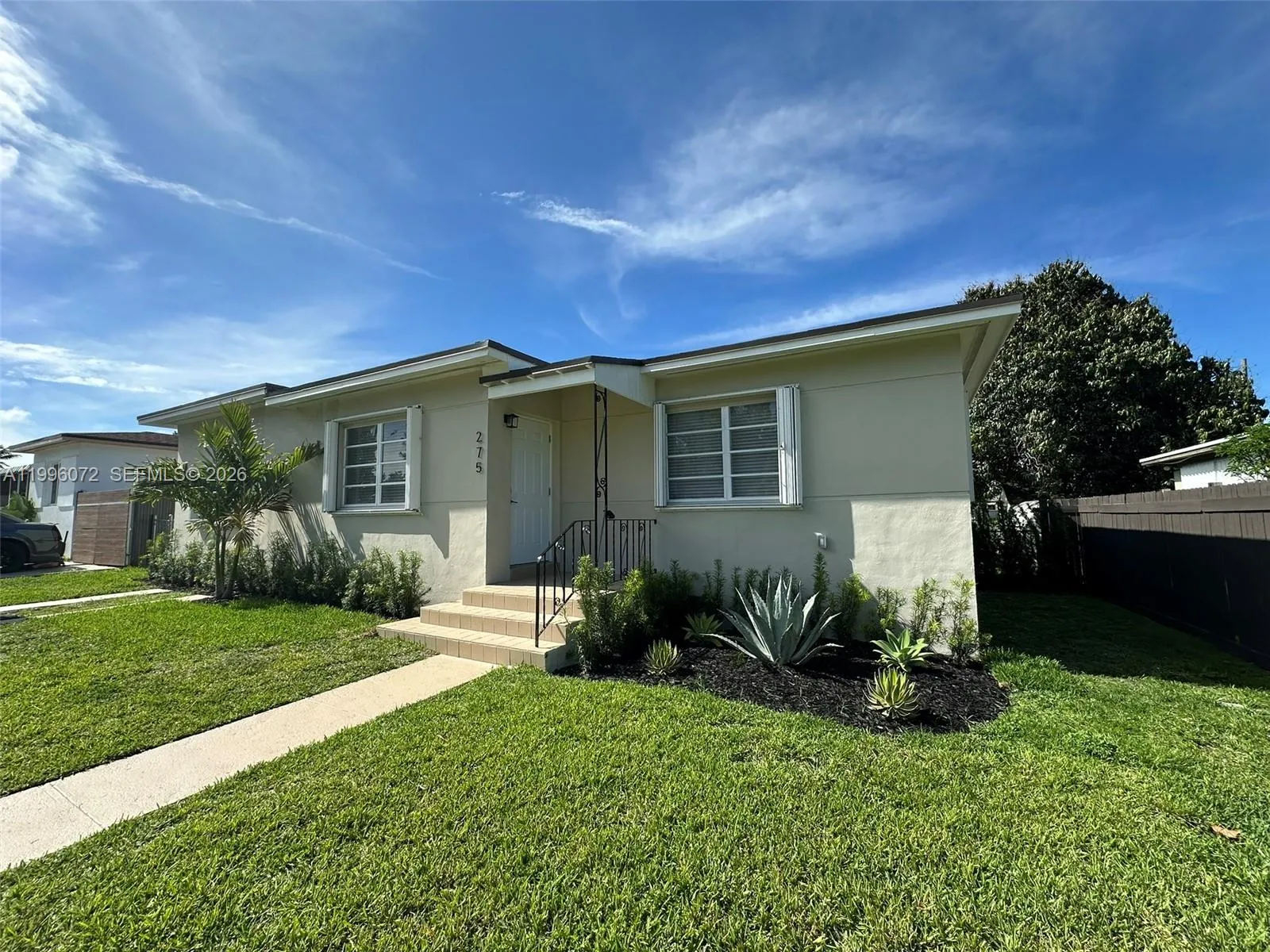 275 NE 115th St, Miami FL 33161