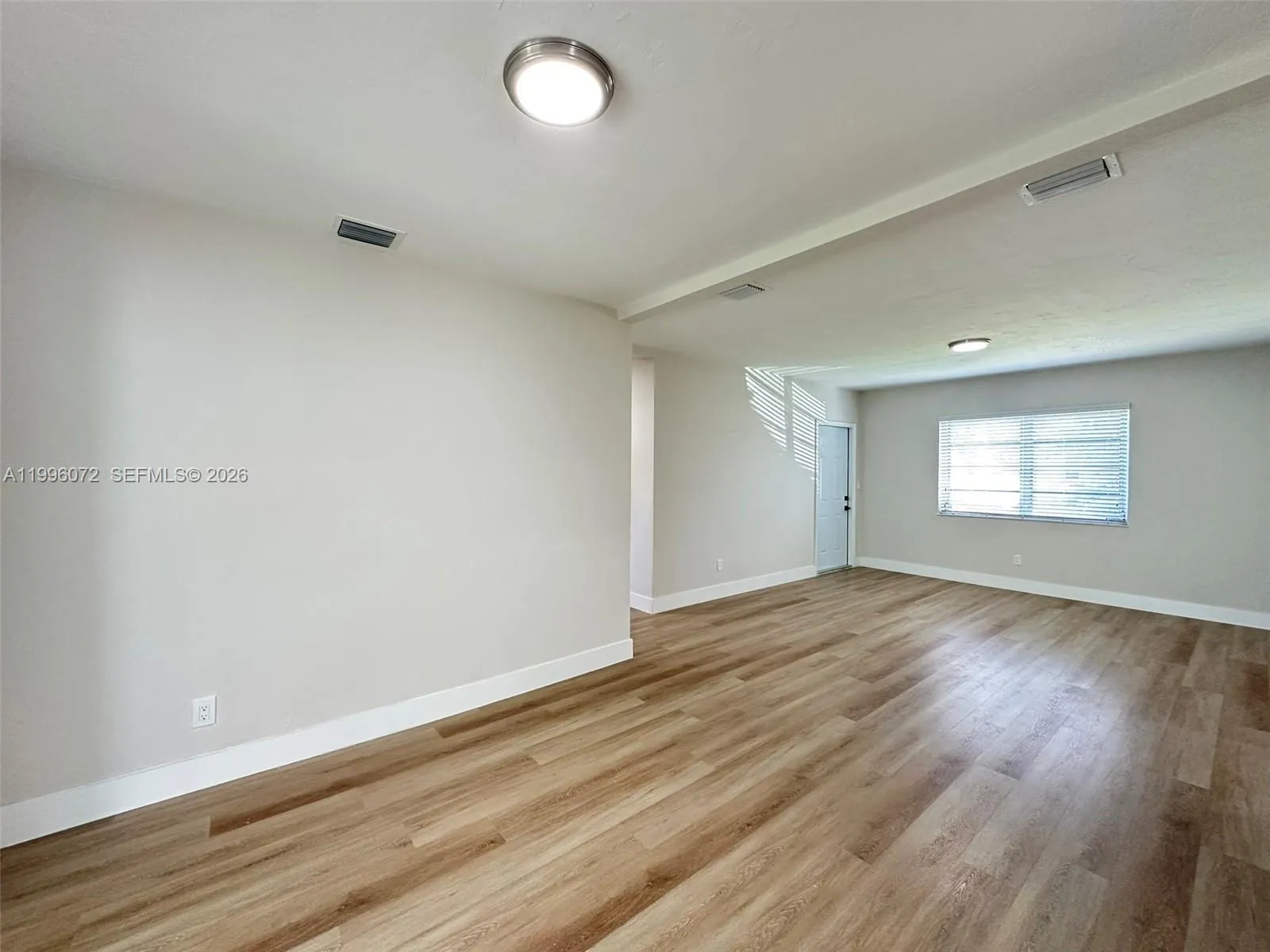 275 NE 115th St, Miami FL 33161