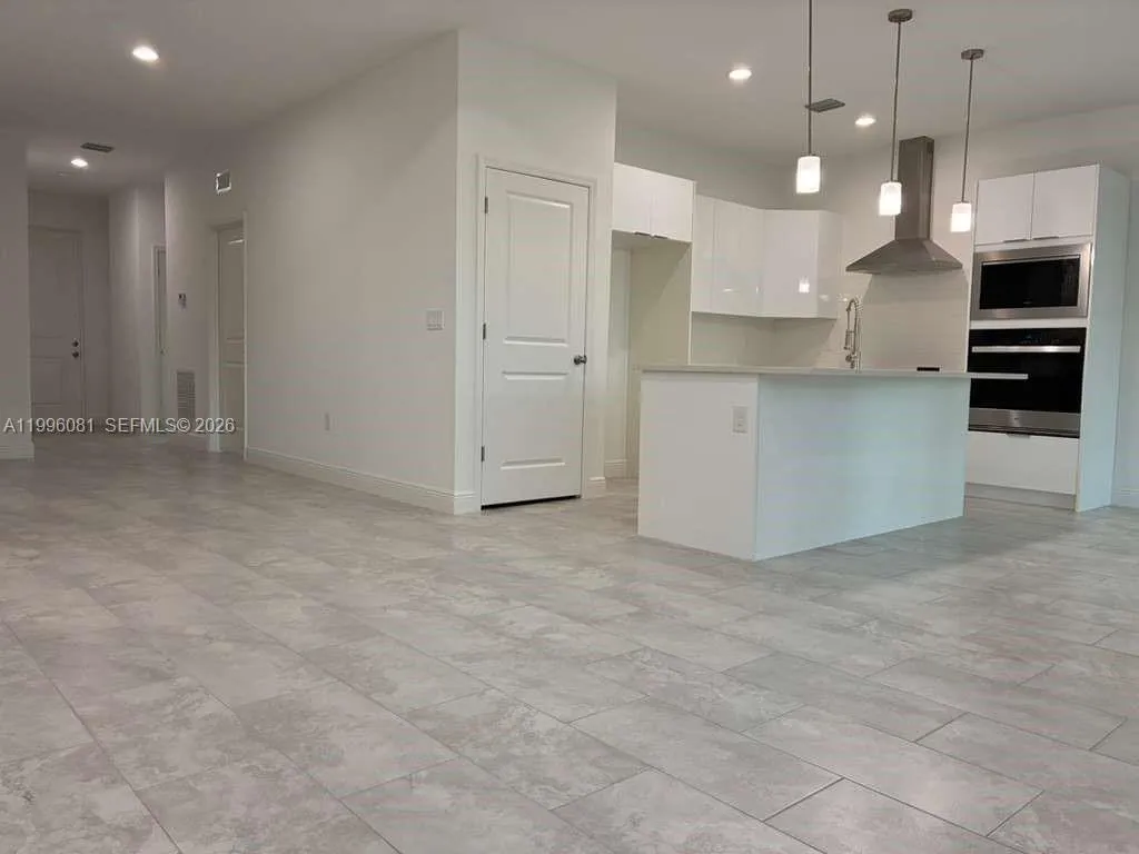 6007 Kumquat Cir, La Belle FL 33935