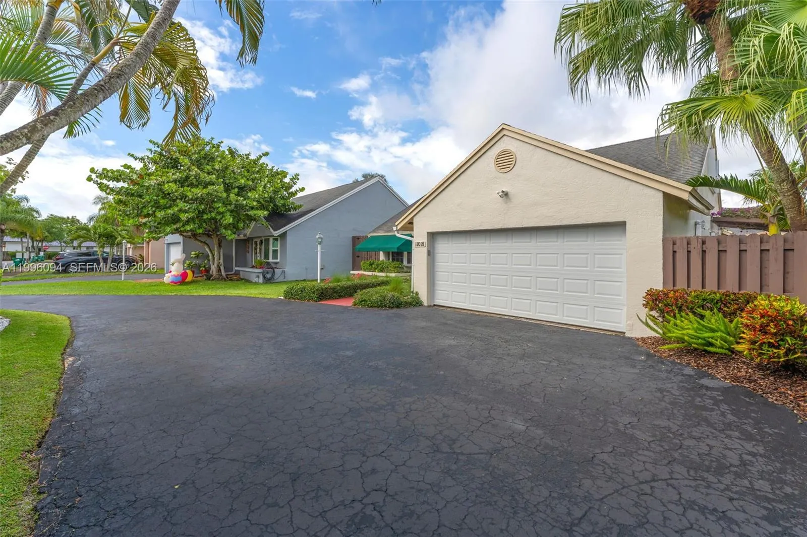 11018 SW 147th Pl, Miami FL 33196