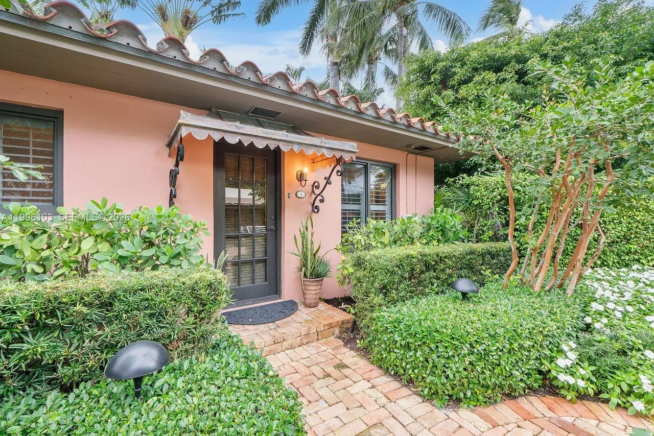 226 Chilean Ave, Palm Beach FL 33480