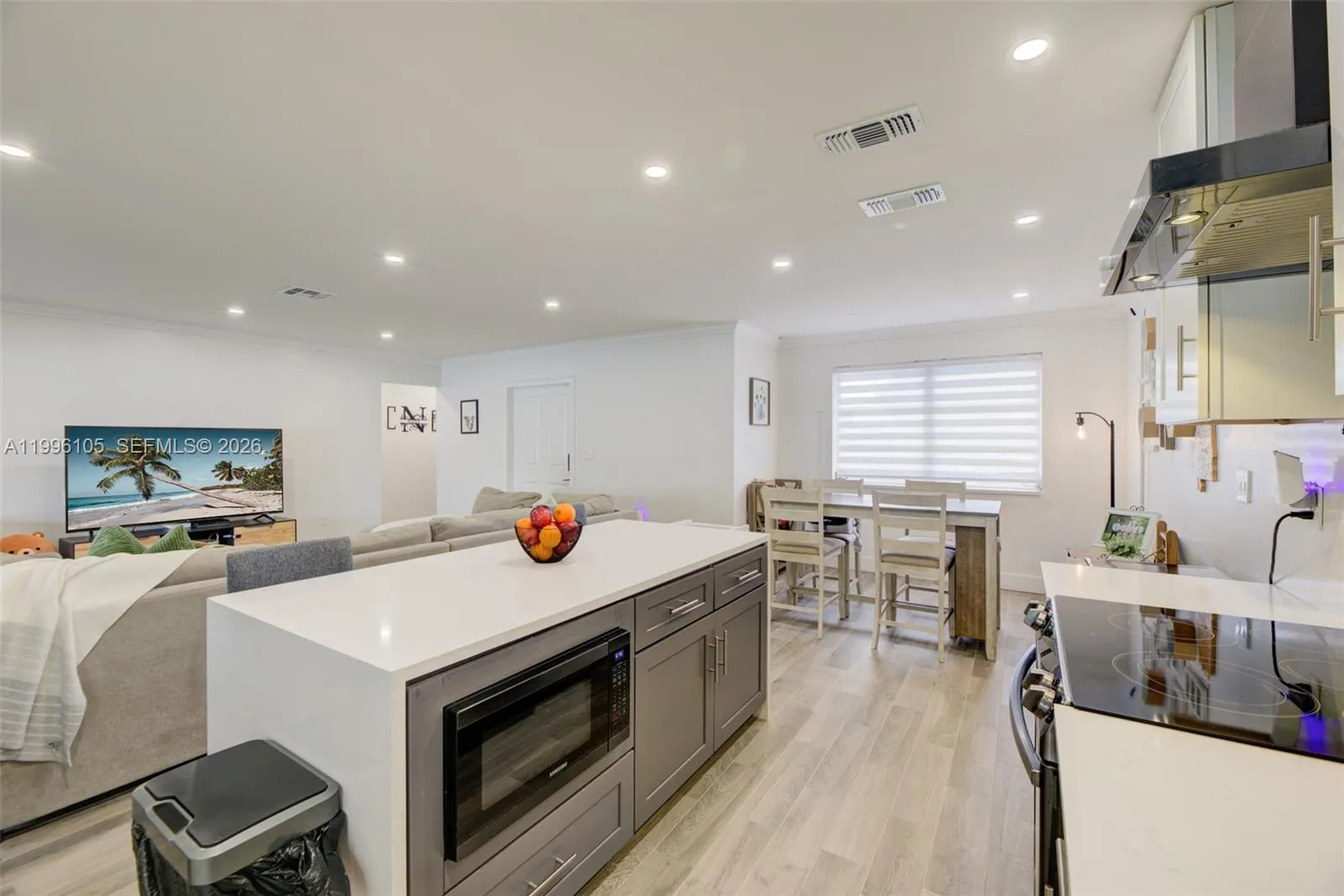 8461 NW 16th St # 8461, Pembroke Pines FL 33024