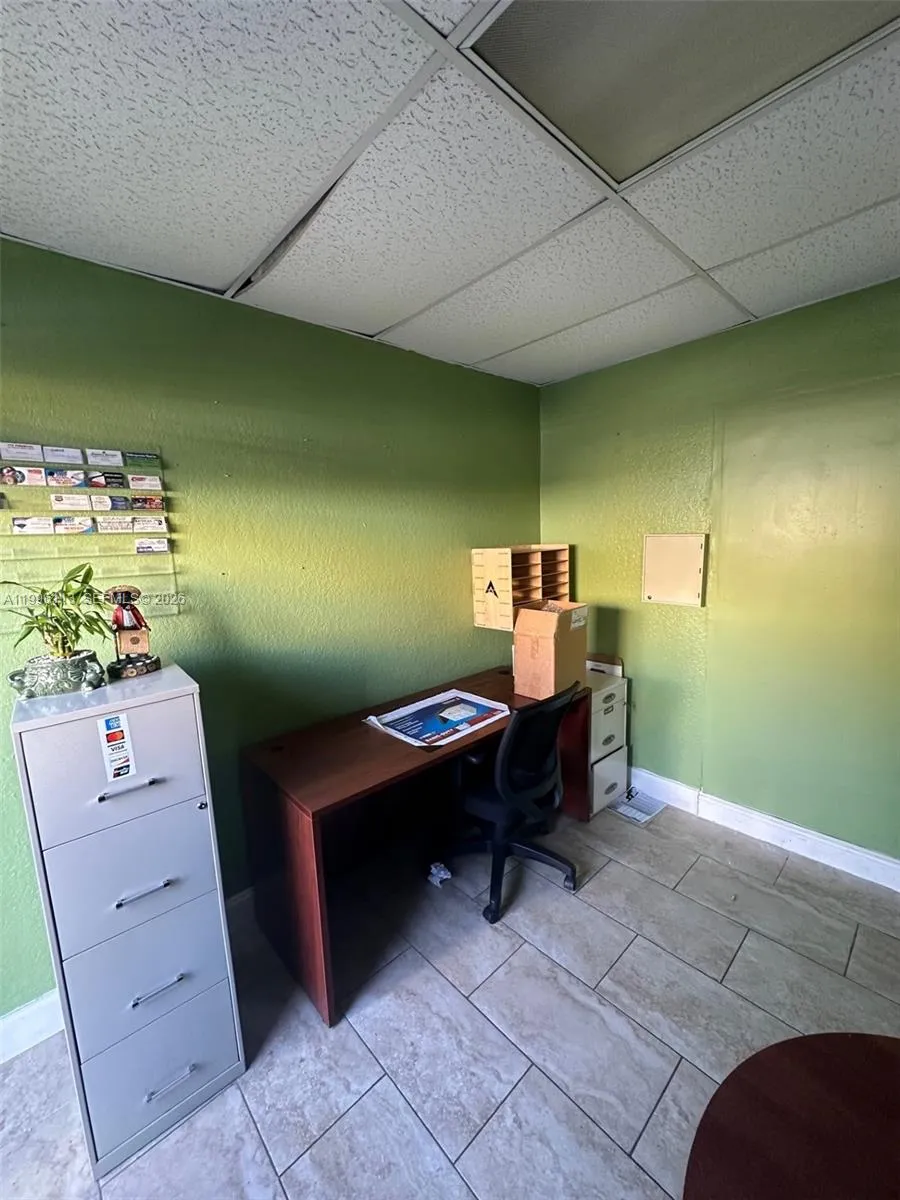 12450 NW 38th Ave # A12450, Opa-Locka FL 33054