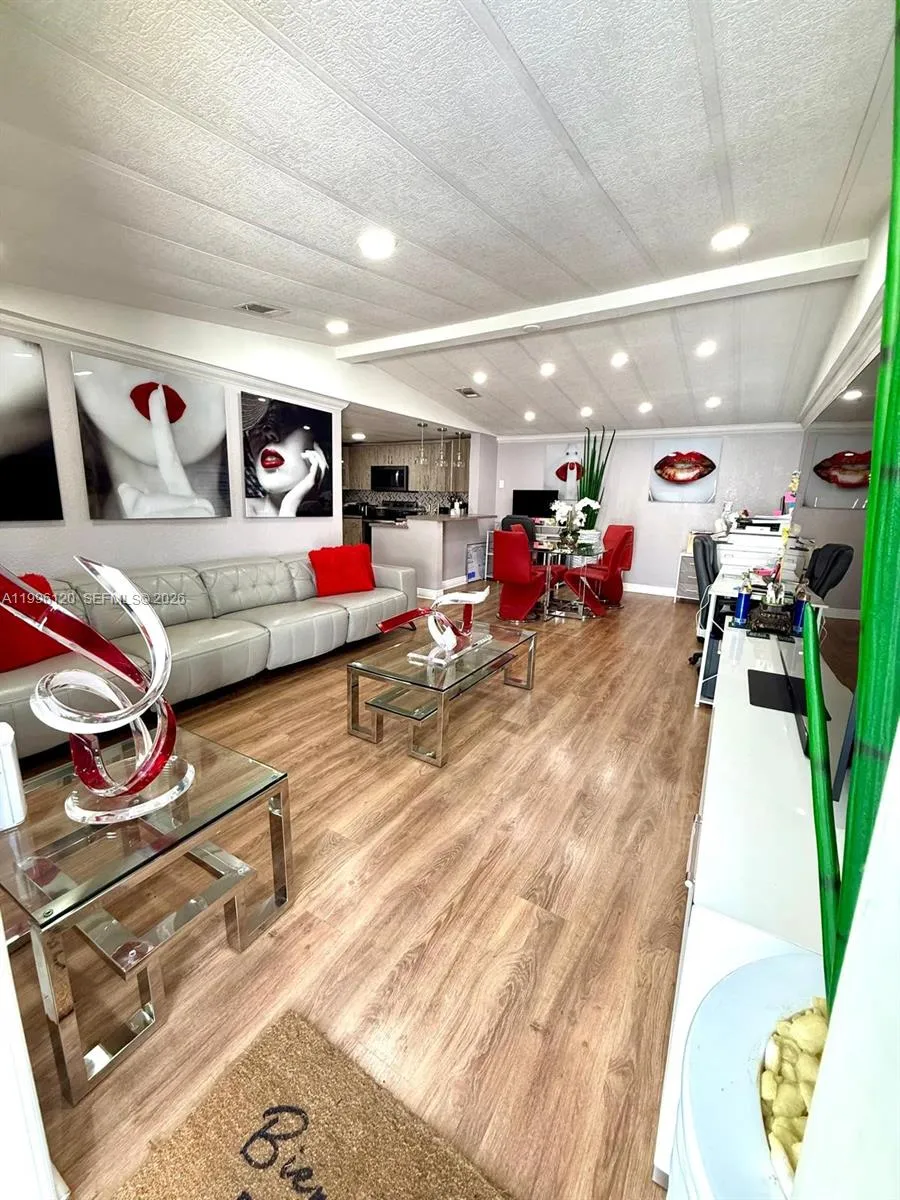 5371 NW 200th terrace lot 409, Miami Gardens FL 33055