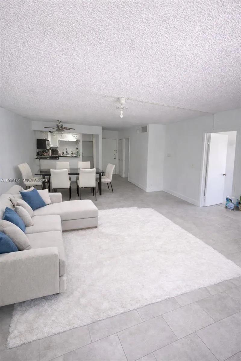 1220 71st St # 38, Miami Beach FL 33141