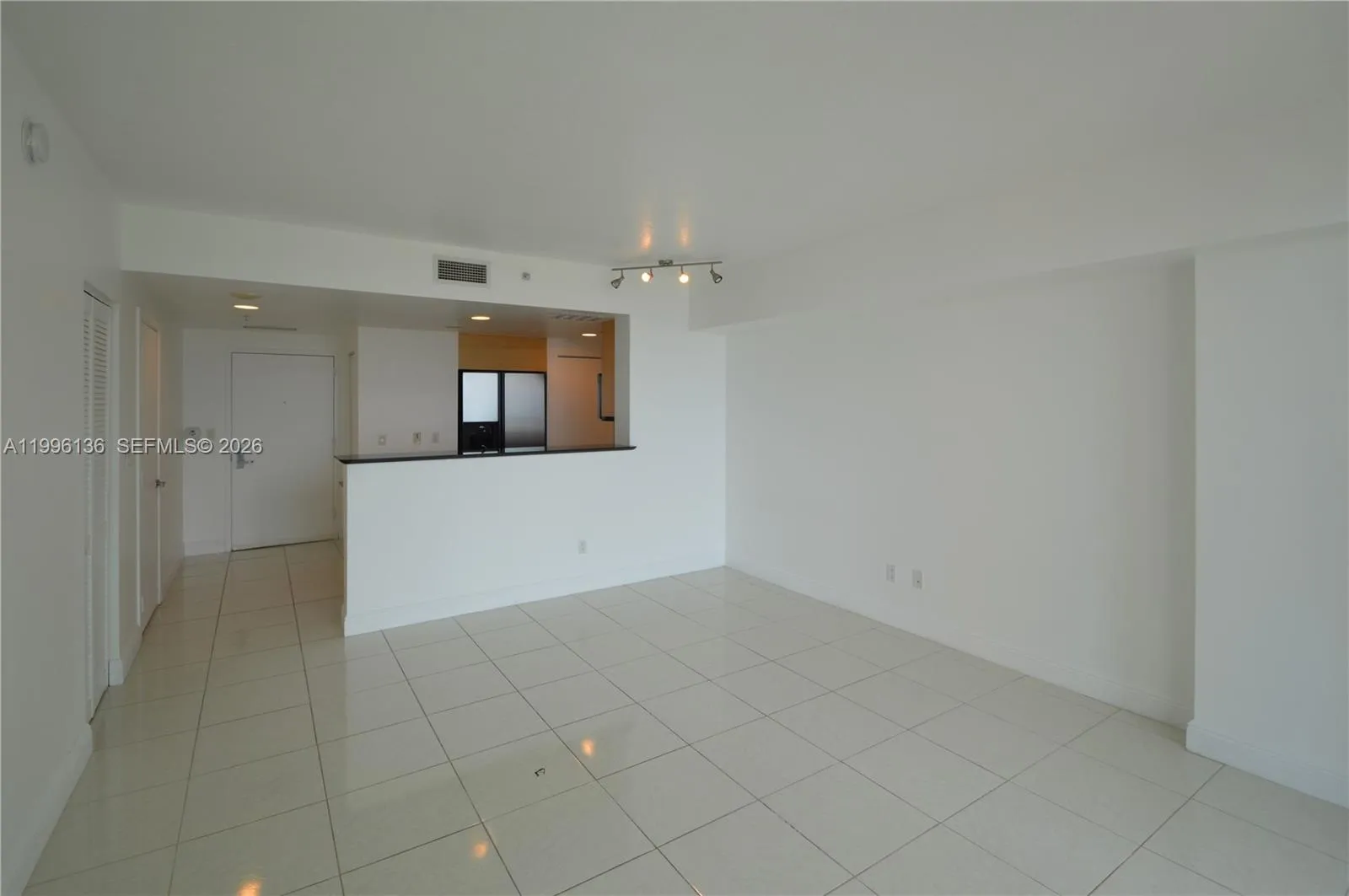 325 S Biscayne Blvd # 2320, Miami FL 33131
