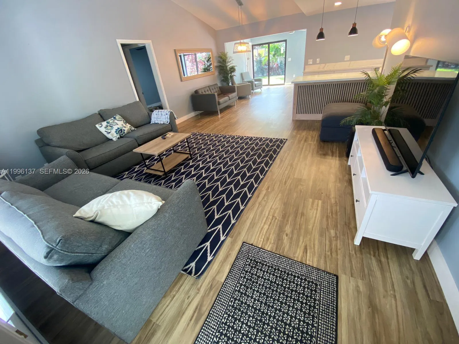 234 Avalon Ave, Lauderdale By The Sea FL 33308