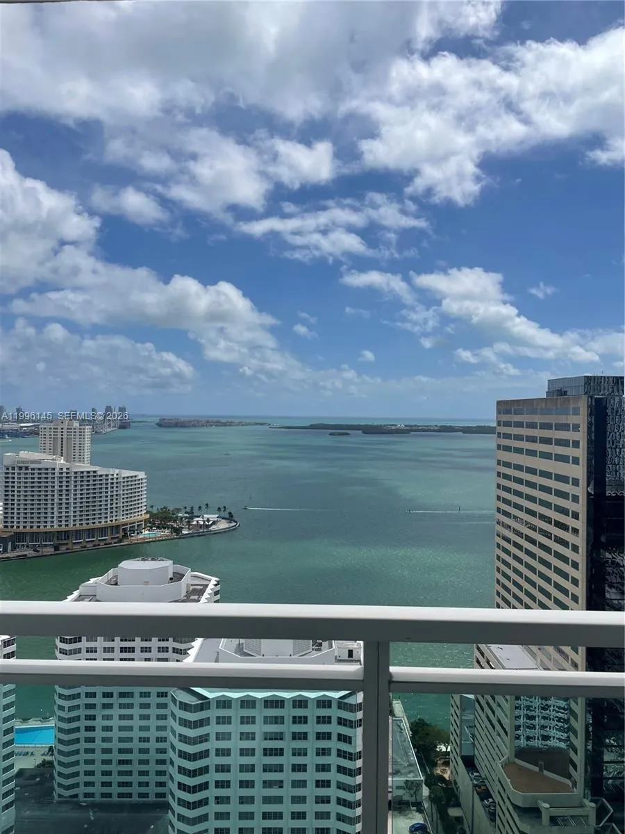 951 Brickell Ave # 3506, Miami FL 33131
