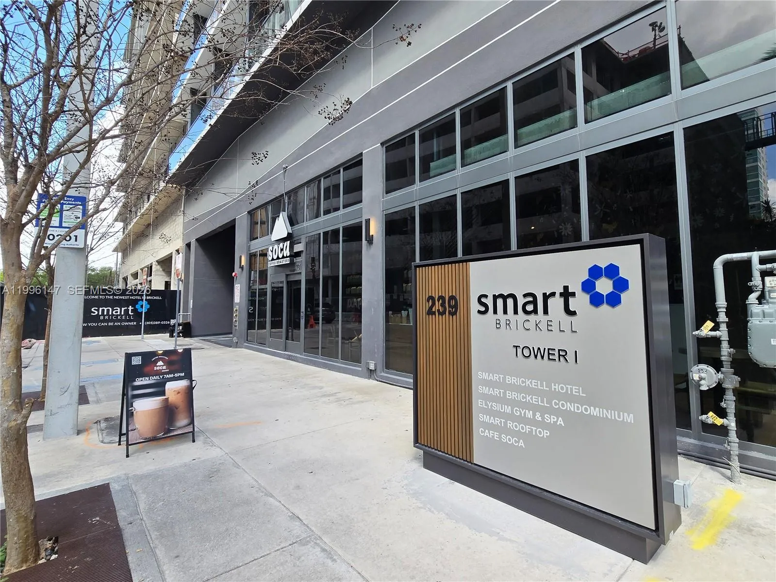 239 SW 9th St # 1403, Miami FL 33130