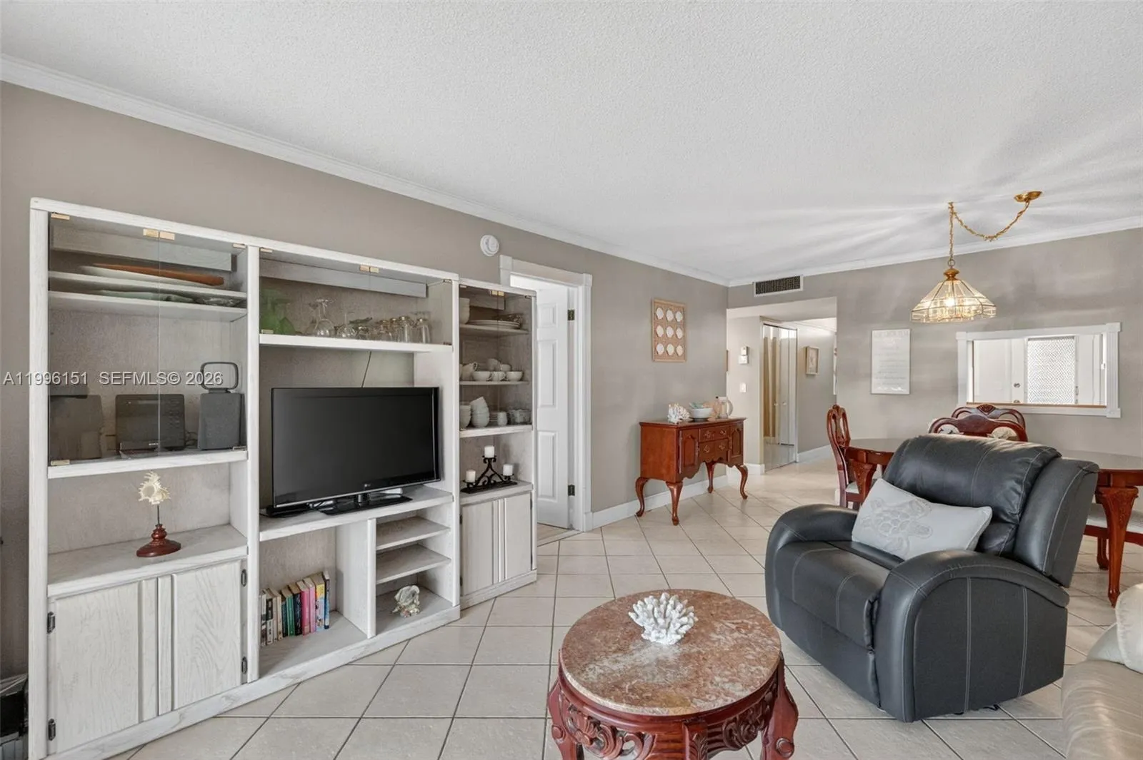 2991 NW 46th Ave # 210, Lauderdale Lakes FL 33313