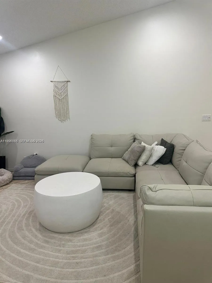 4938 SW 33rd Way, Hollywood FL 33312