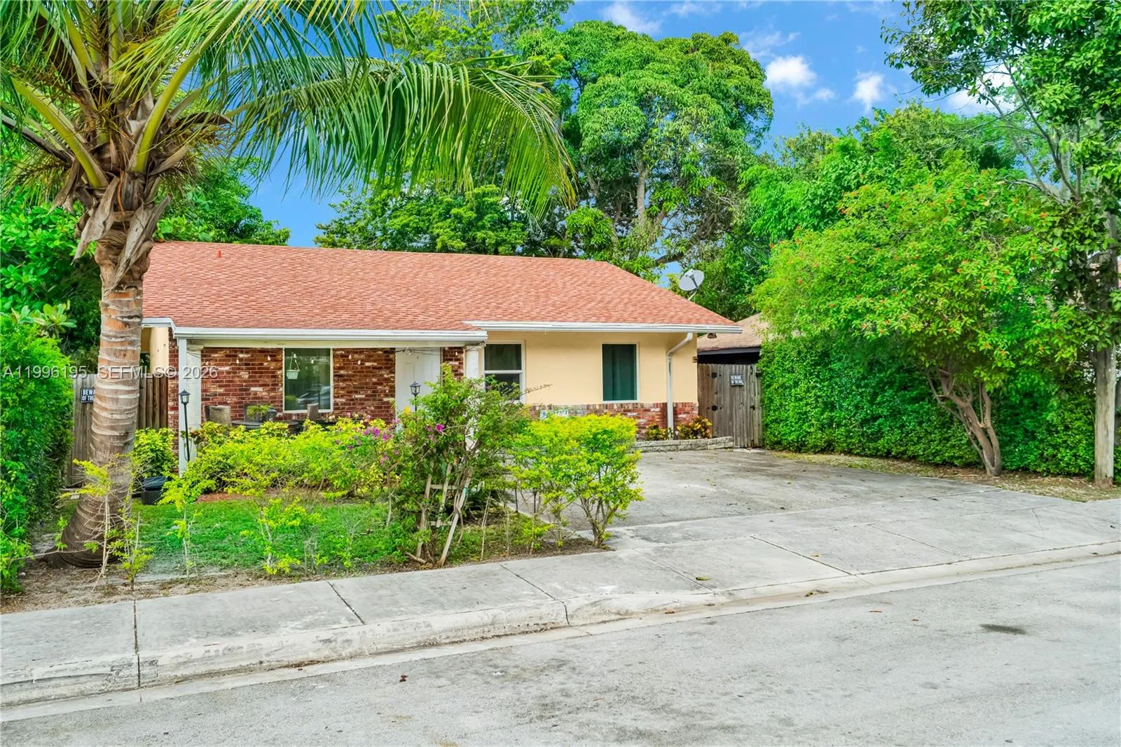 6133 SW 62nd Ter, South Miami FL 33143