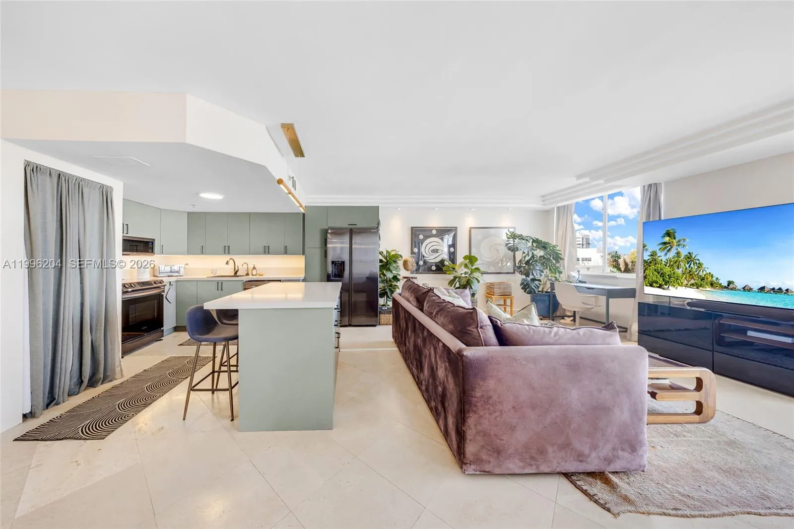 1621 Bay Rd # 802, Miami Beach FL 33139