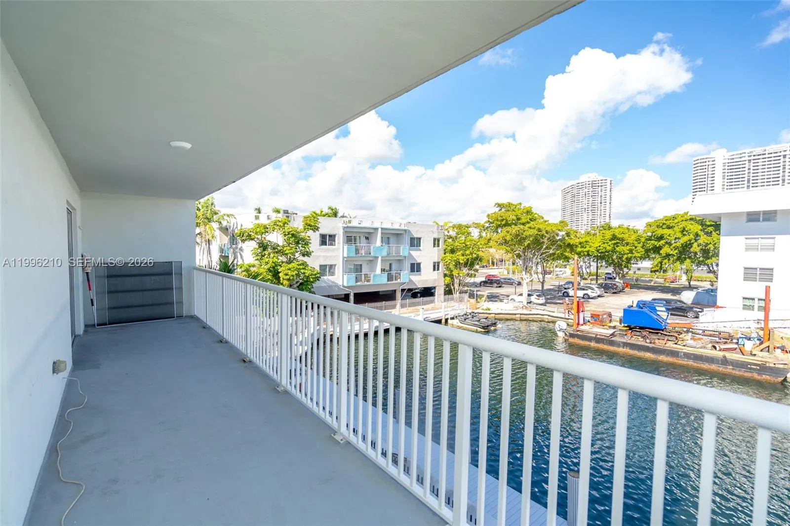 3527 NE 168th St # 301, North Miami Beach FL 33160